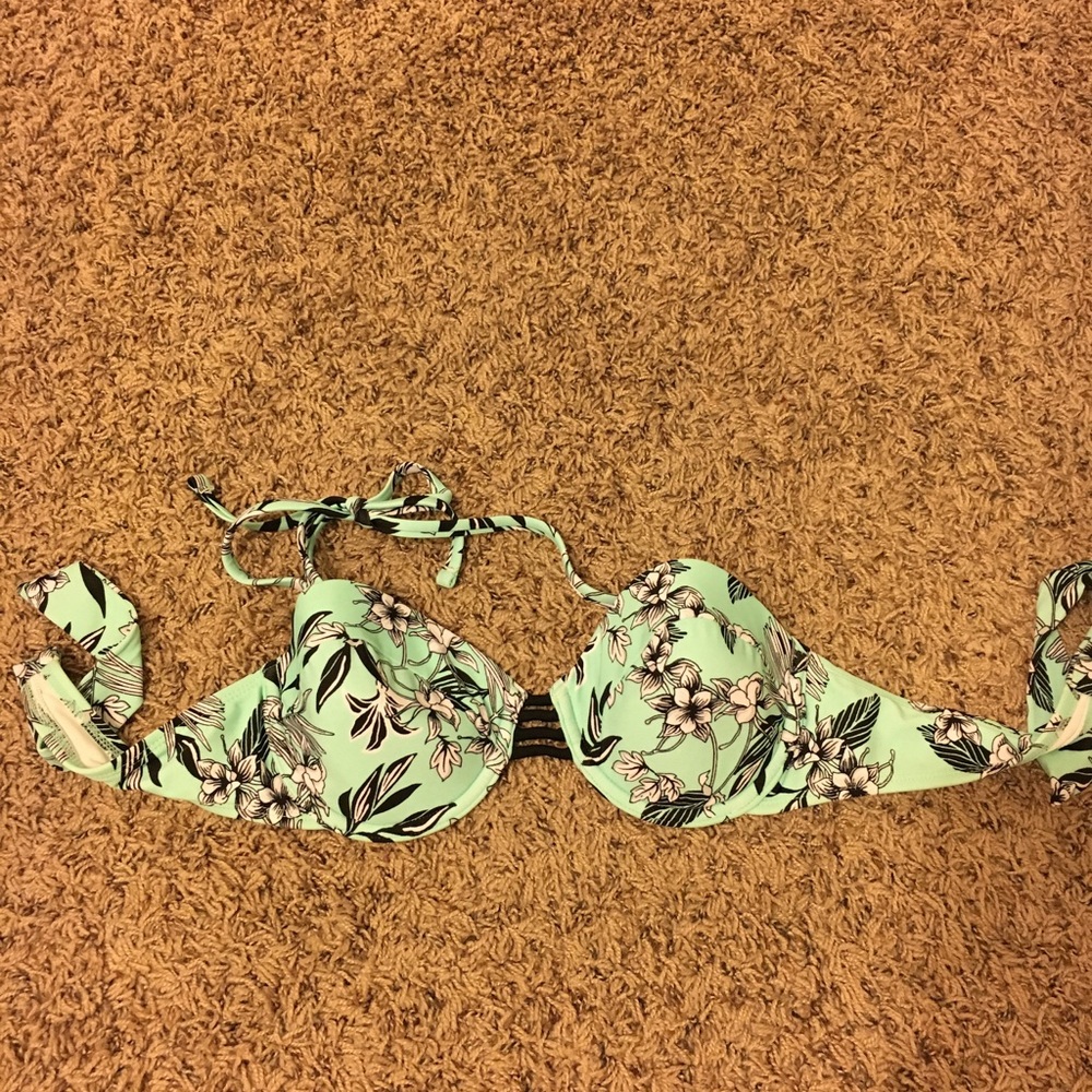 Floral bikini top