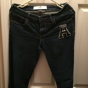 Abercrombie and fitch skinny jeans size 28!