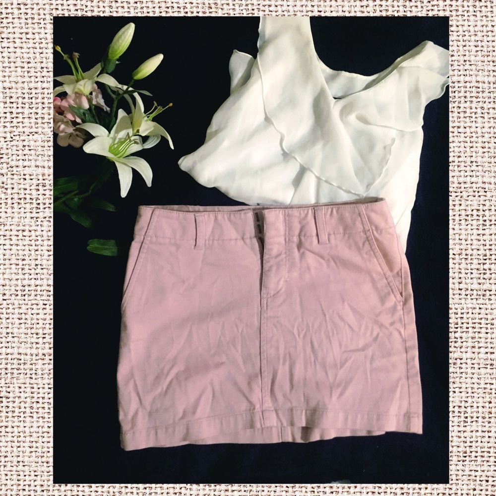 🌿{5 for $25}  Express Light Pink Skirt