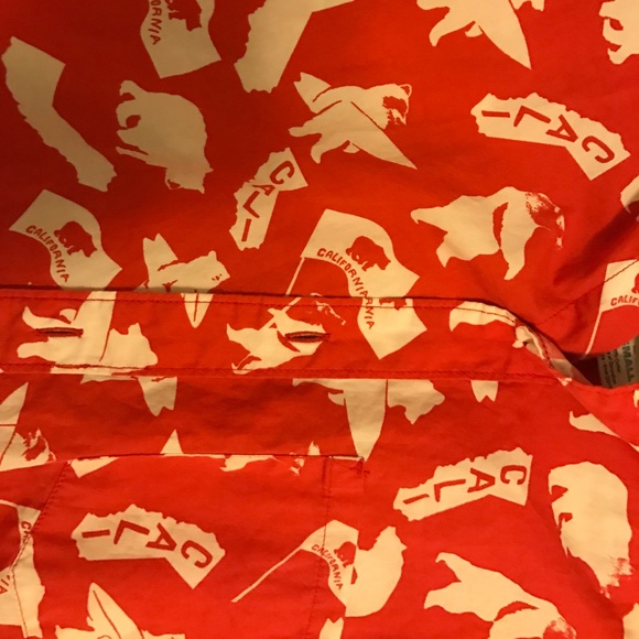 Button up - Picture 3 of 3