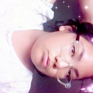 Meet your Posher, Sarahi