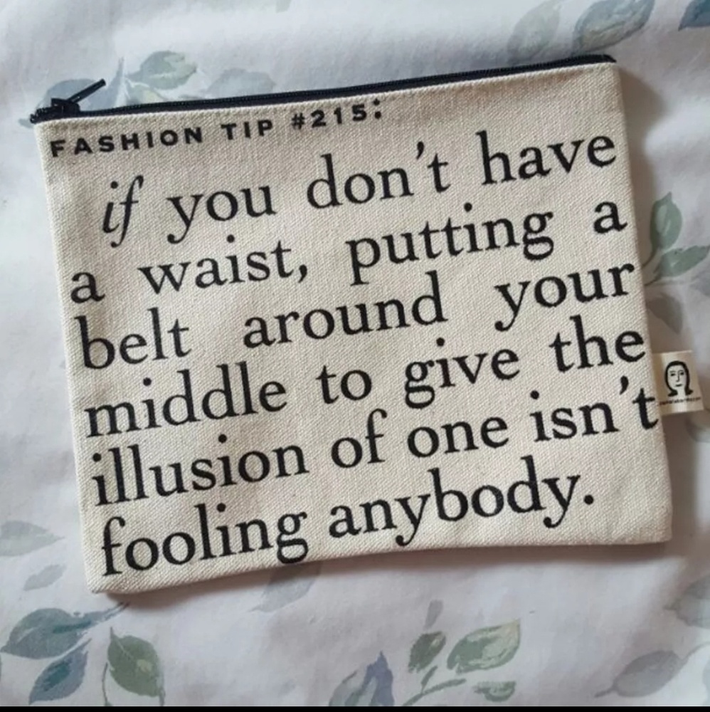 🎉HOST PICK🎉 Pamela Barsky Fashion Canvas Pouch