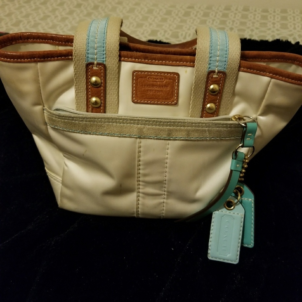 Authentic coach purse