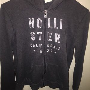 Hollister sweatshirt size small