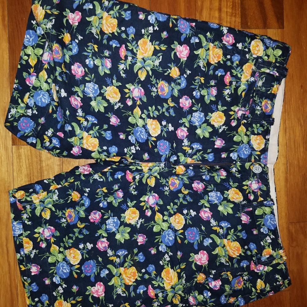 Ralph laurnen rose print shorts