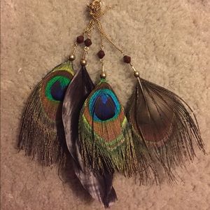 Fun hippie feather necklace