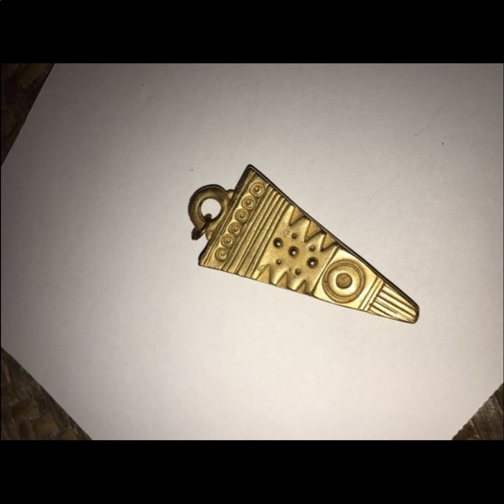 Tribal pendant
