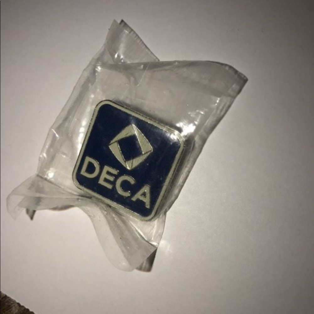 DECA pin