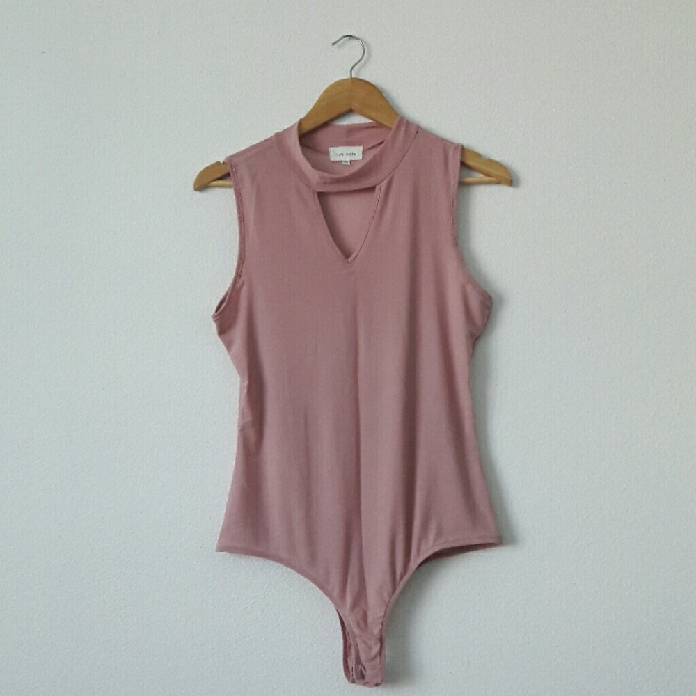Onesie in rose/blush