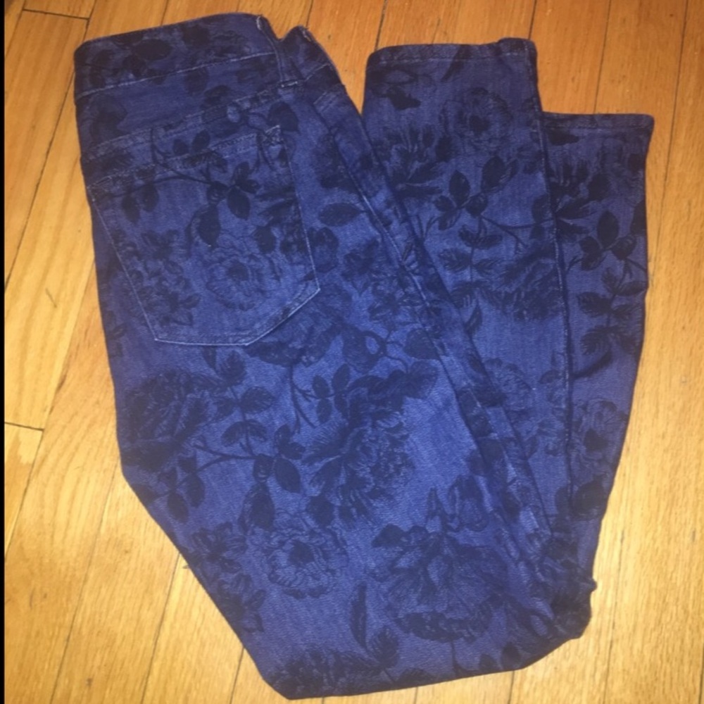 GAP 1969 Black Floral Crop Pants