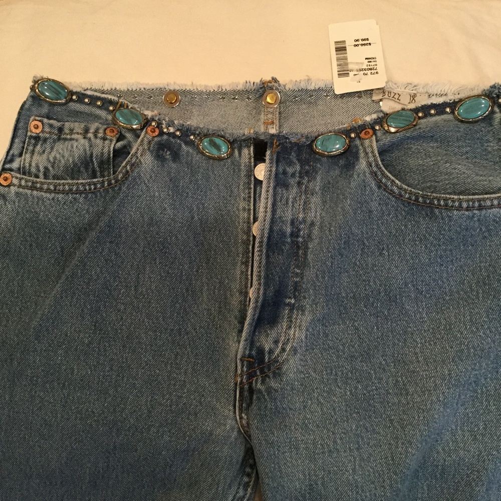 🆕Levi's-Turquoise/Silver Waist Detail* Size 4