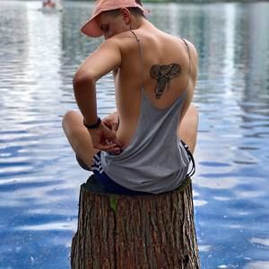 Meet your Posher, Alexei