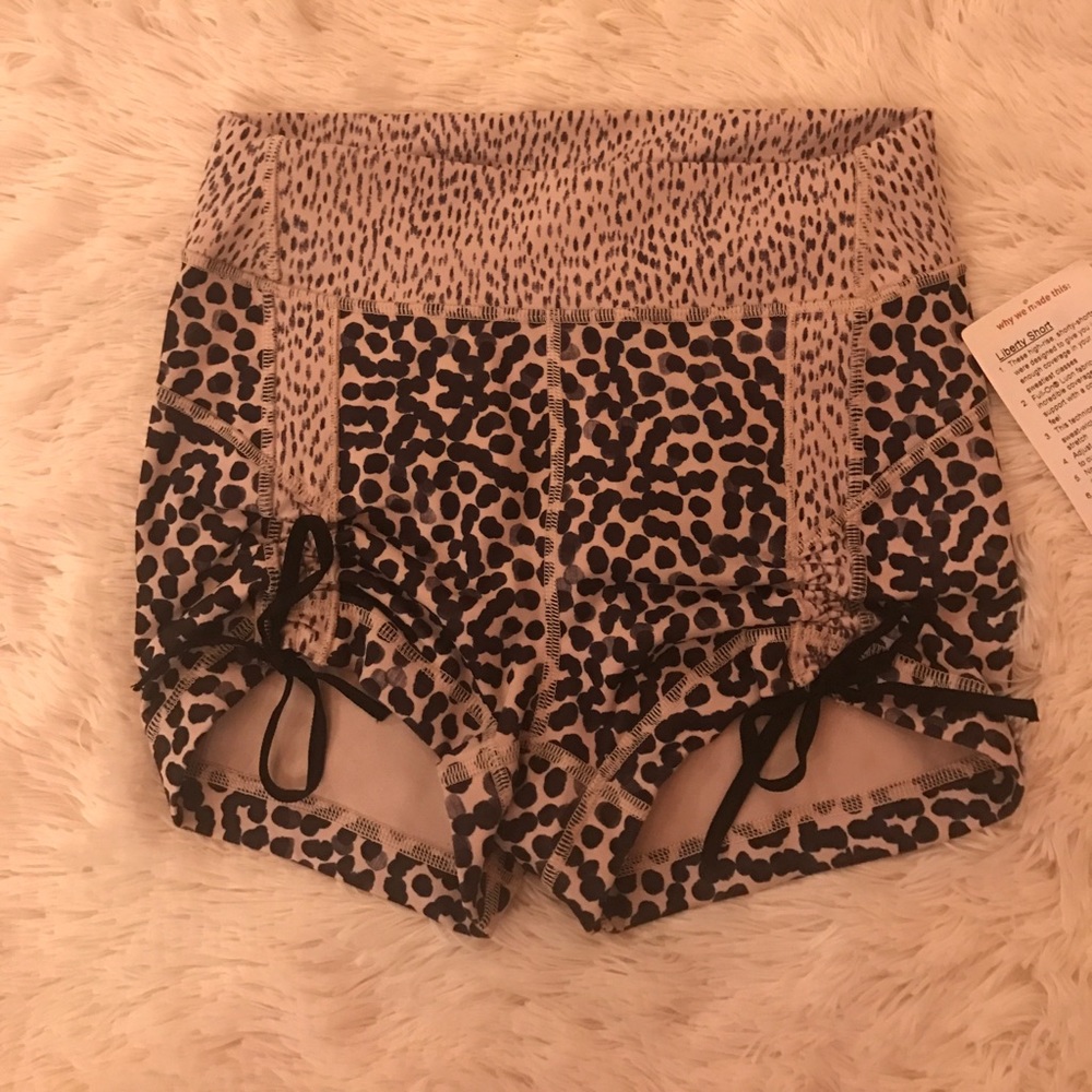 Liberty Short, new with tags. Size 6.