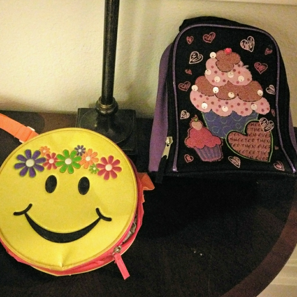 *FREE Children's Lunch Bags! Only 1 left!