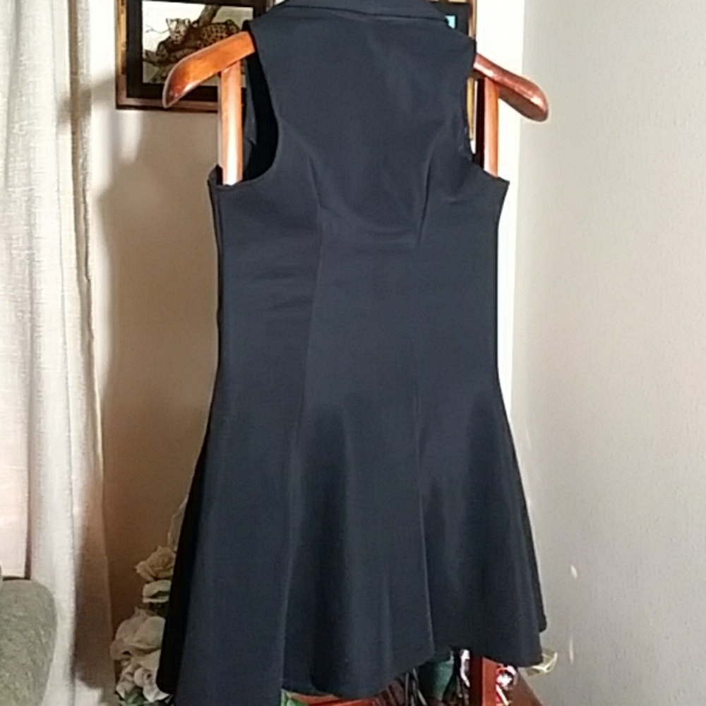 Starlet - Picture 3 of 4