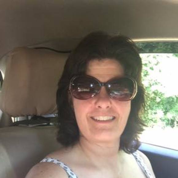 Meet your Posher, Janet - Picture 1 of 1