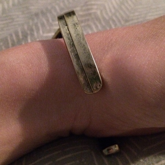 Wonder Woman Tiara Bracelet Bangle Cuff Gold - Picture 7 of 7