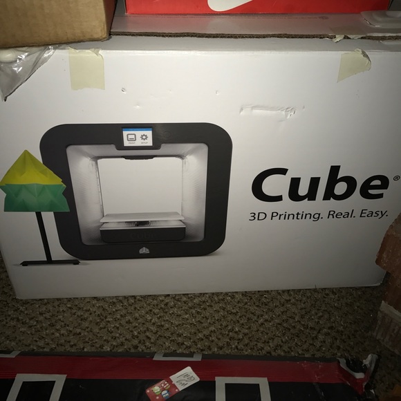 CUbe 3D printer - Picture 2 of 3