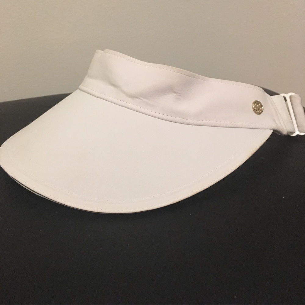 Lululemon tennis visor
