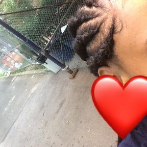 Meet your Posher, Hilda