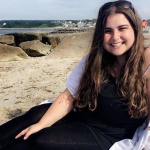 Meet your Posher, Gabi