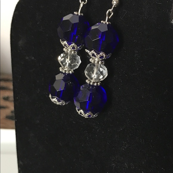 Handmade Elegant Cobalt Blue Glass Earrings NWT - Picture 2 of 3
