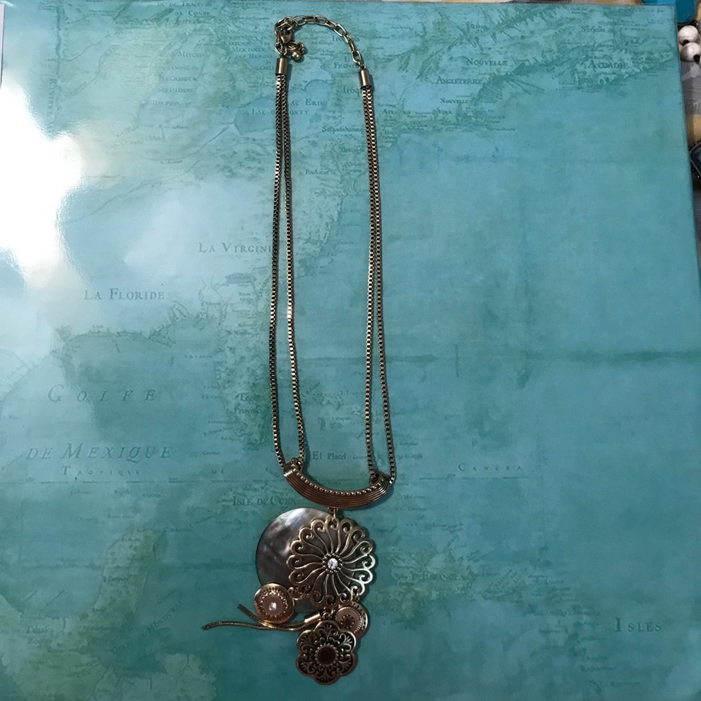 Gold Necklace featuring Flowers