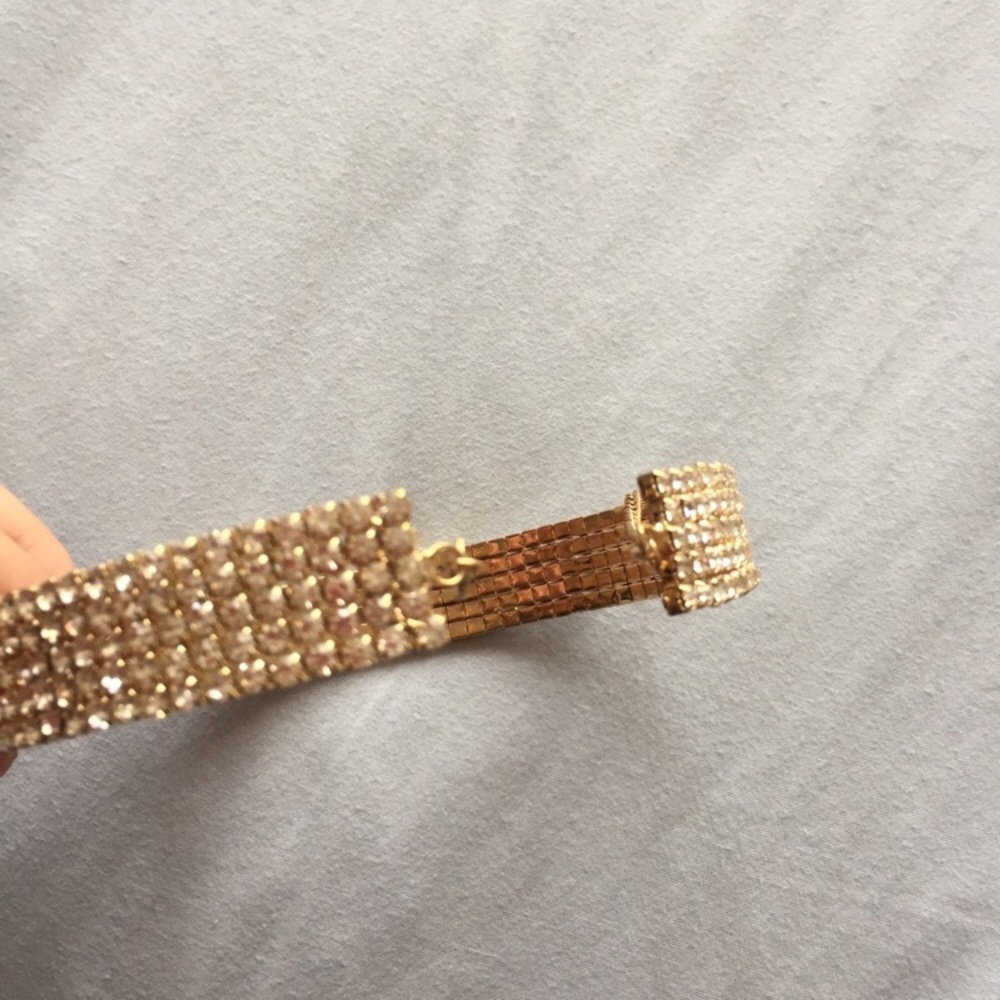 Choker - Picture 2 of 2