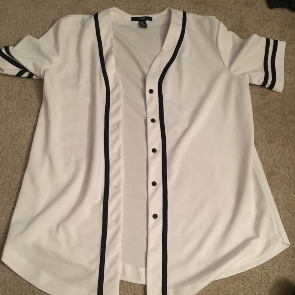 White & Black Baseball Style Jersey