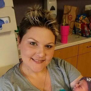 Meet your Posher, Carrie