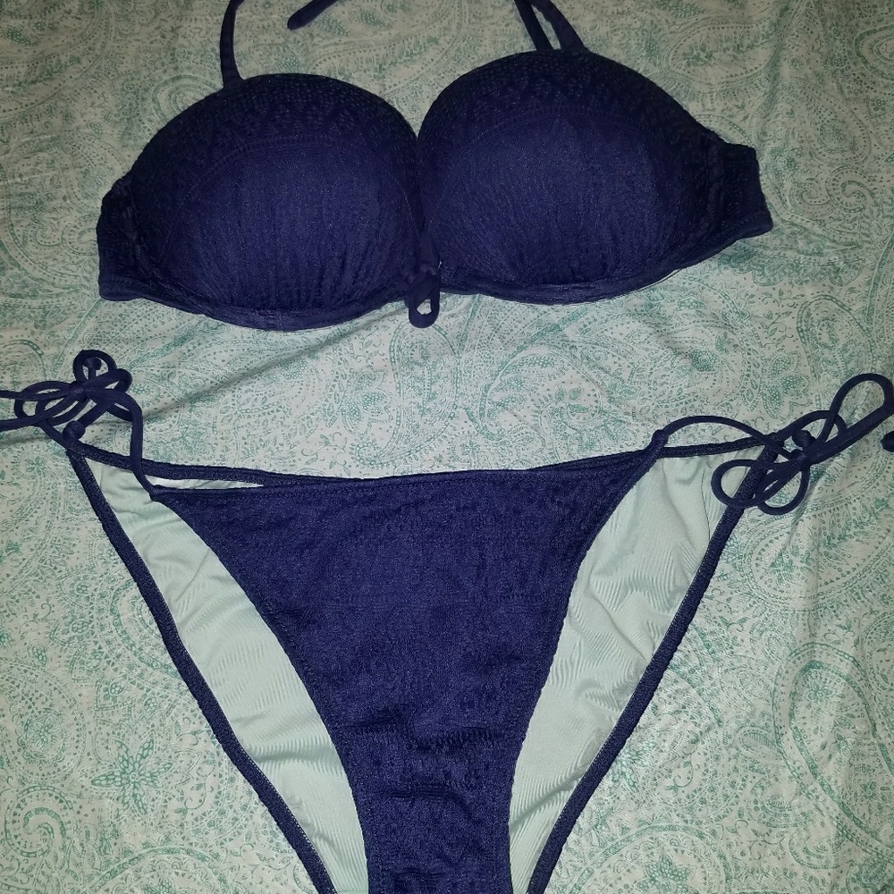 Blue Victoria's Secret Bathing Suit 36C Top Large