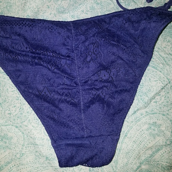 Blue Victoria's Secret Bathing Suit 36C Top Large - Picture 4 of 5