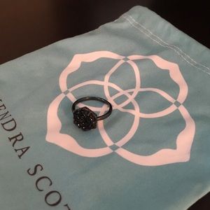 Kendra Scott black ring size 7