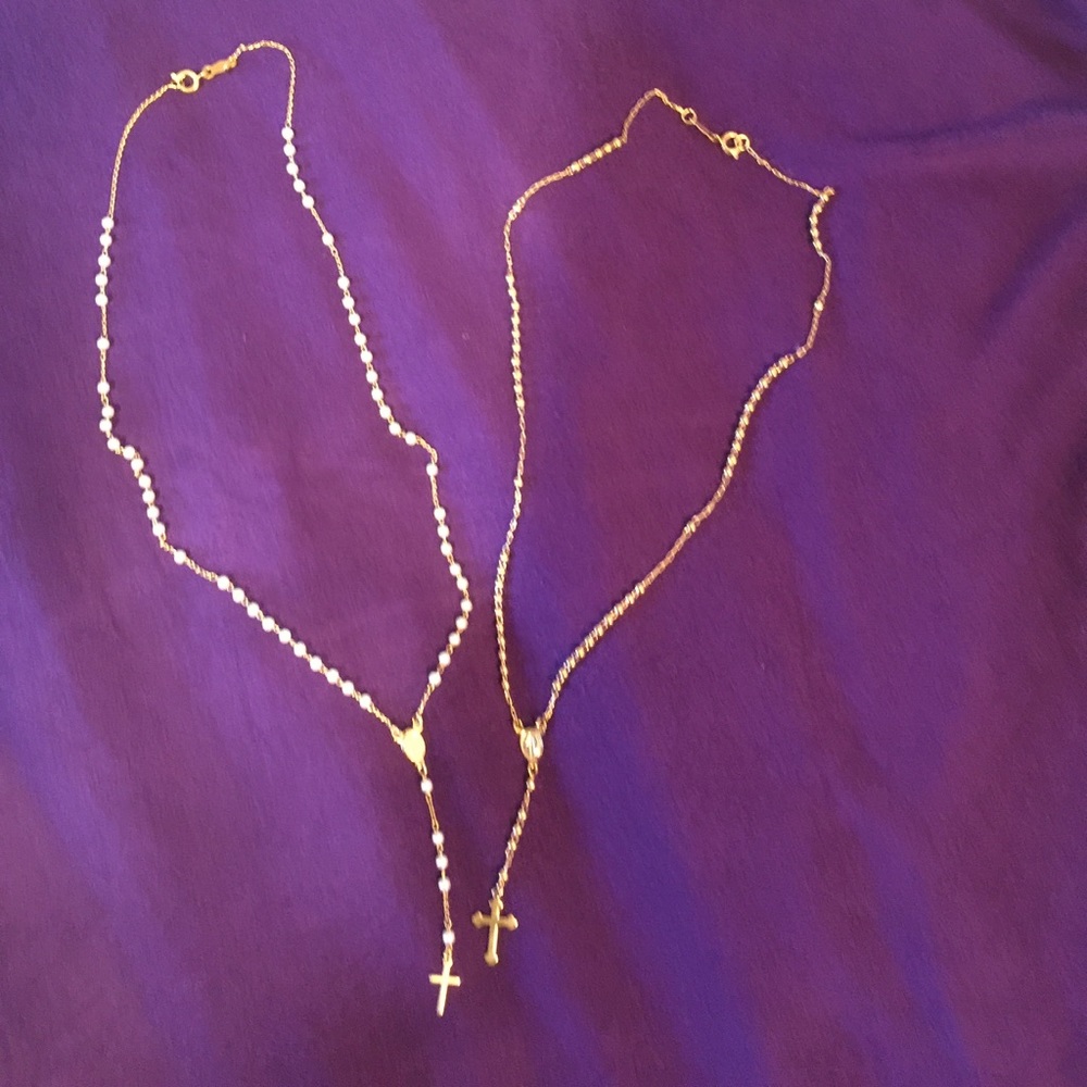 Gold and perl necklace rosaries 2 for 1 Sale 😊😊