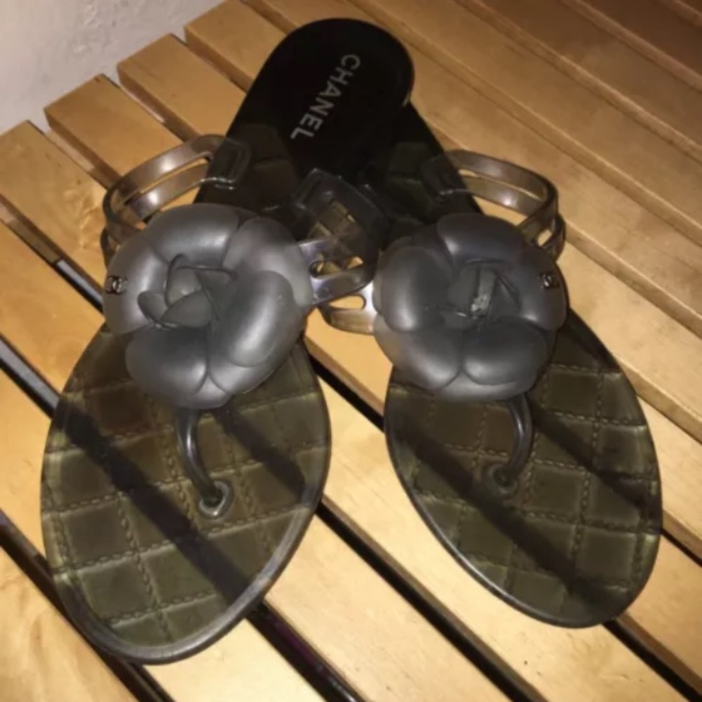 Aunt Chanel Smokey Gray Camellia CC JELLY Sandals