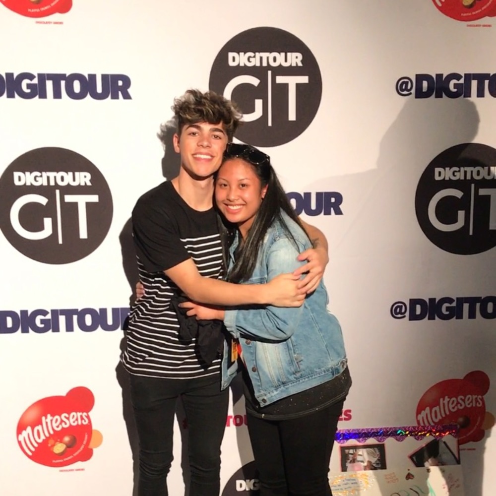 Meet your Posher, Eliza