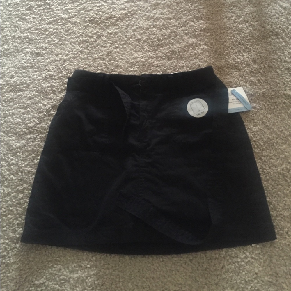 Croft and barrow skort, NWT! Black size 8P