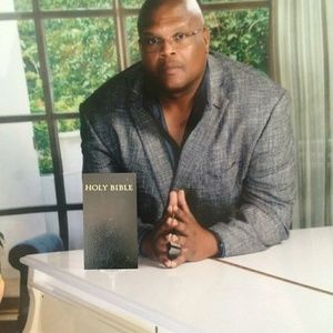 Meet your Posher, Rene