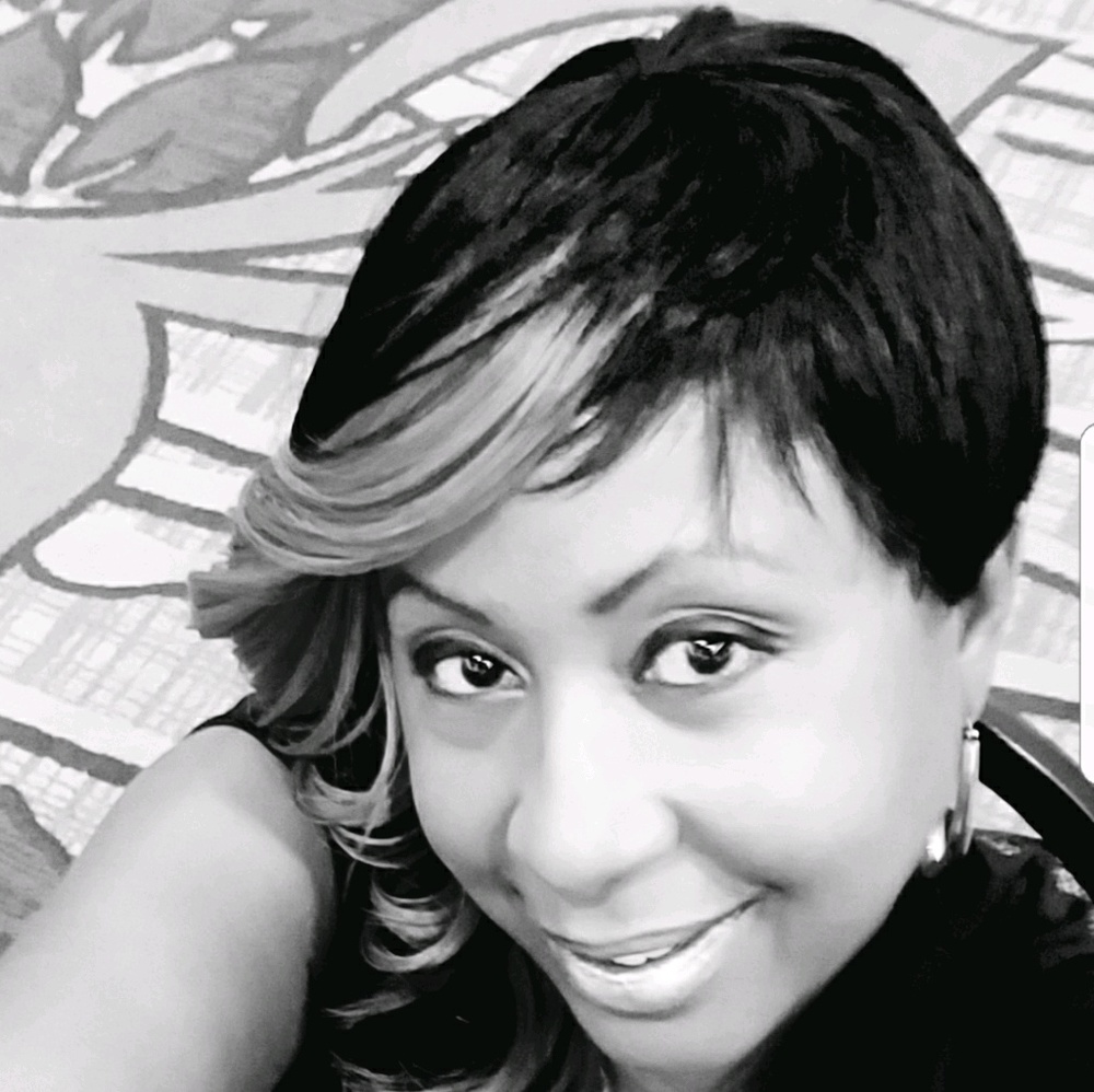 Meet your Posher, Danette