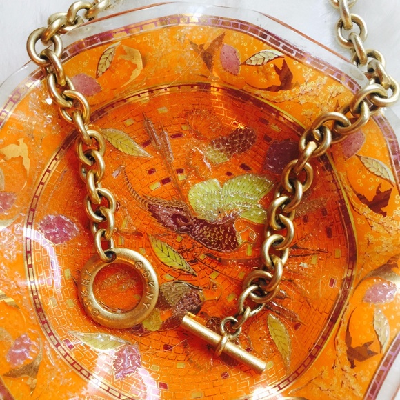 . {DKNY RUNWAY} Gold chain toggle necklace - Picture 6 of 8