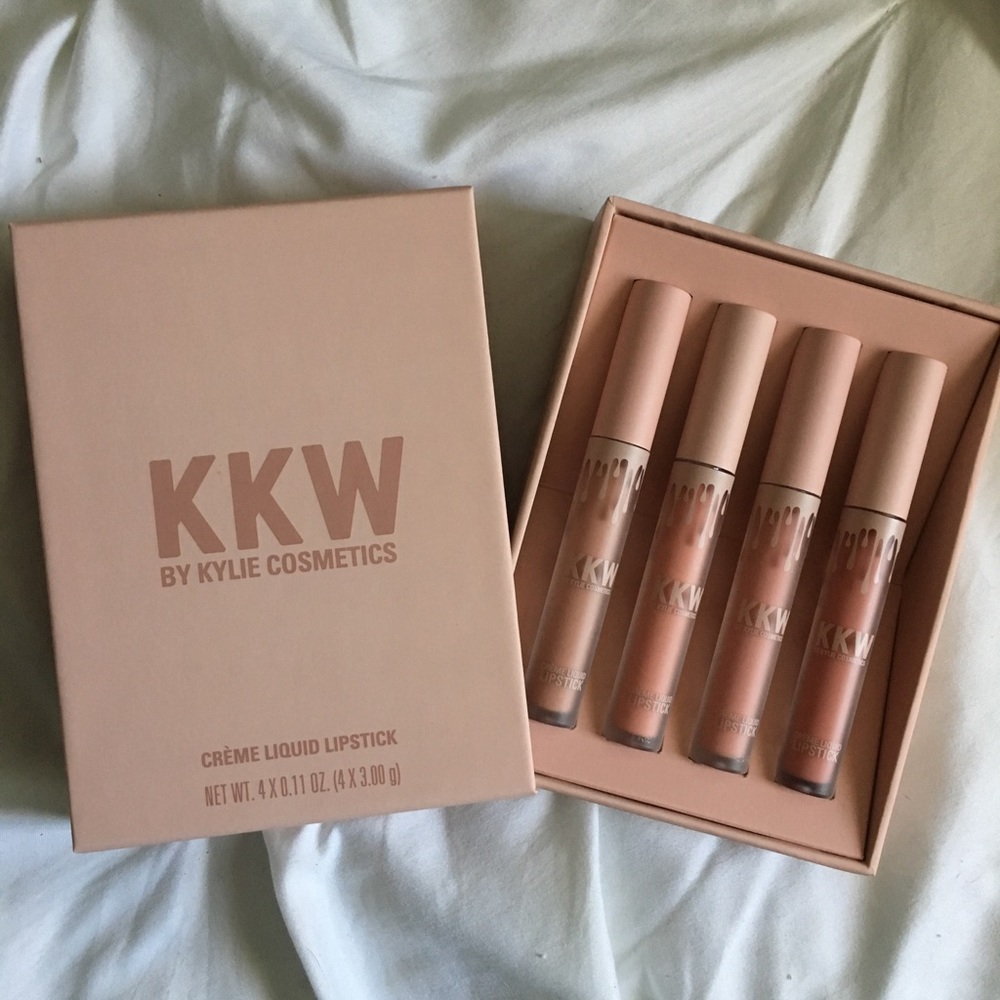 KKWxKylie nude liquid lip creams