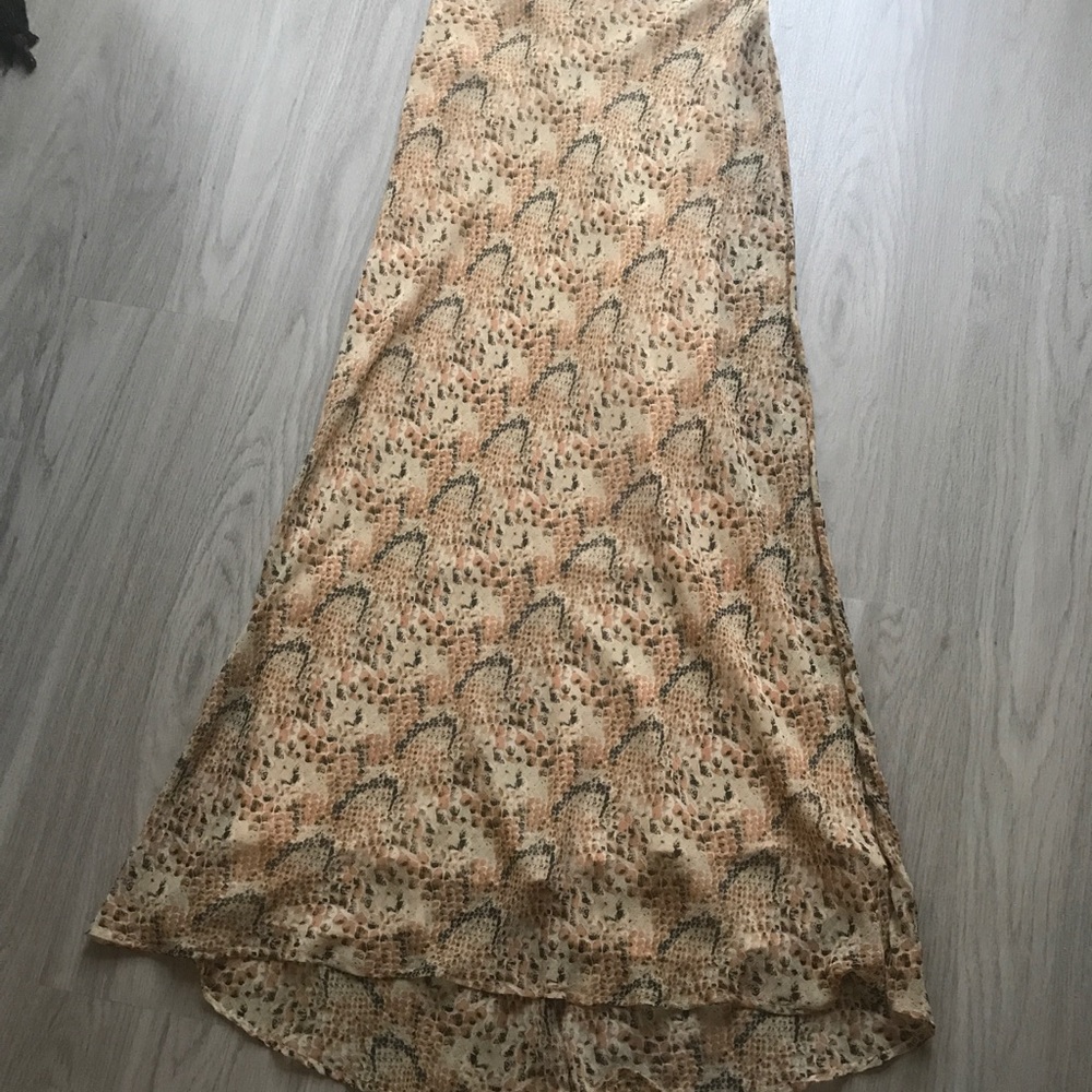 Flowy skirt