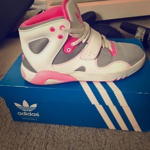 Adidas Roundhouse women's