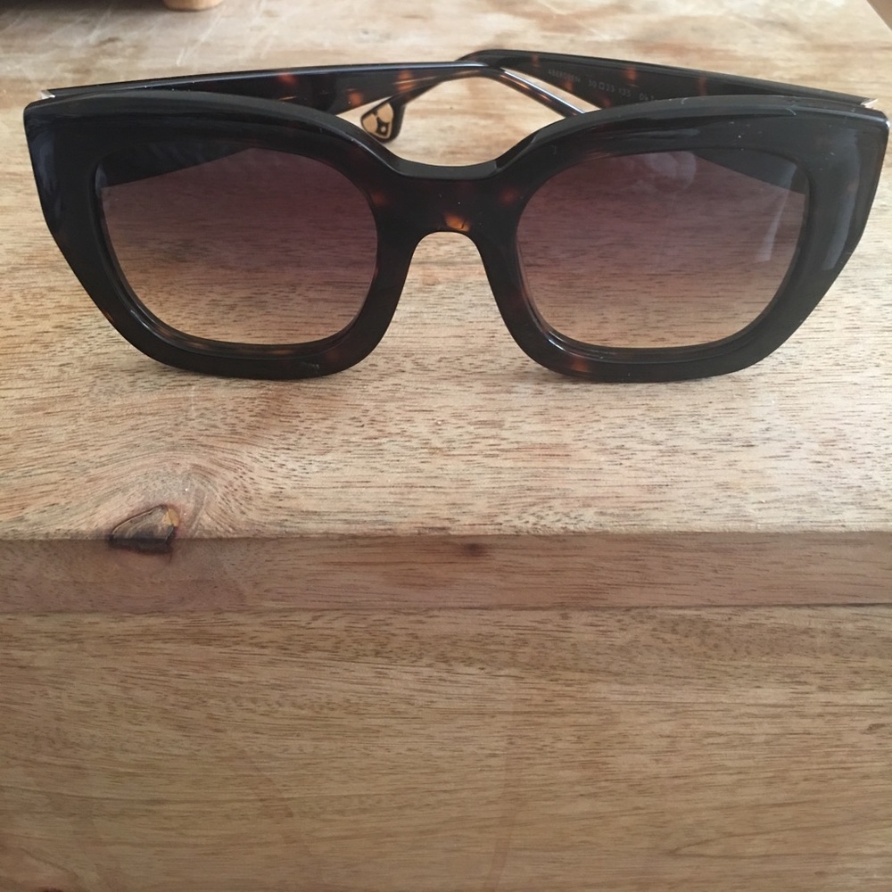 Alice and Olivia sunglasses