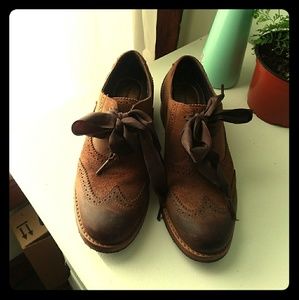 Sebago wingtip shoes