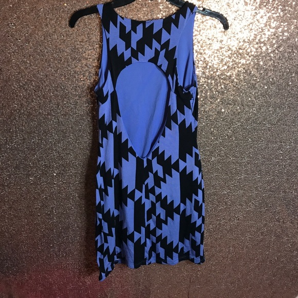 Periwinkle back out dress - Picture 2 of 2