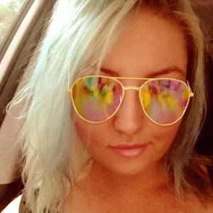 Meet your Posher, Tabitha