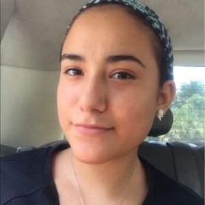 Meet your Posher, Esperanza