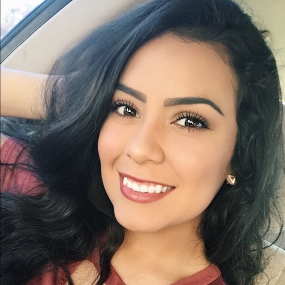 Meet your Posher, Ariana