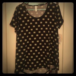 NWOT LuLaRoe Classic T